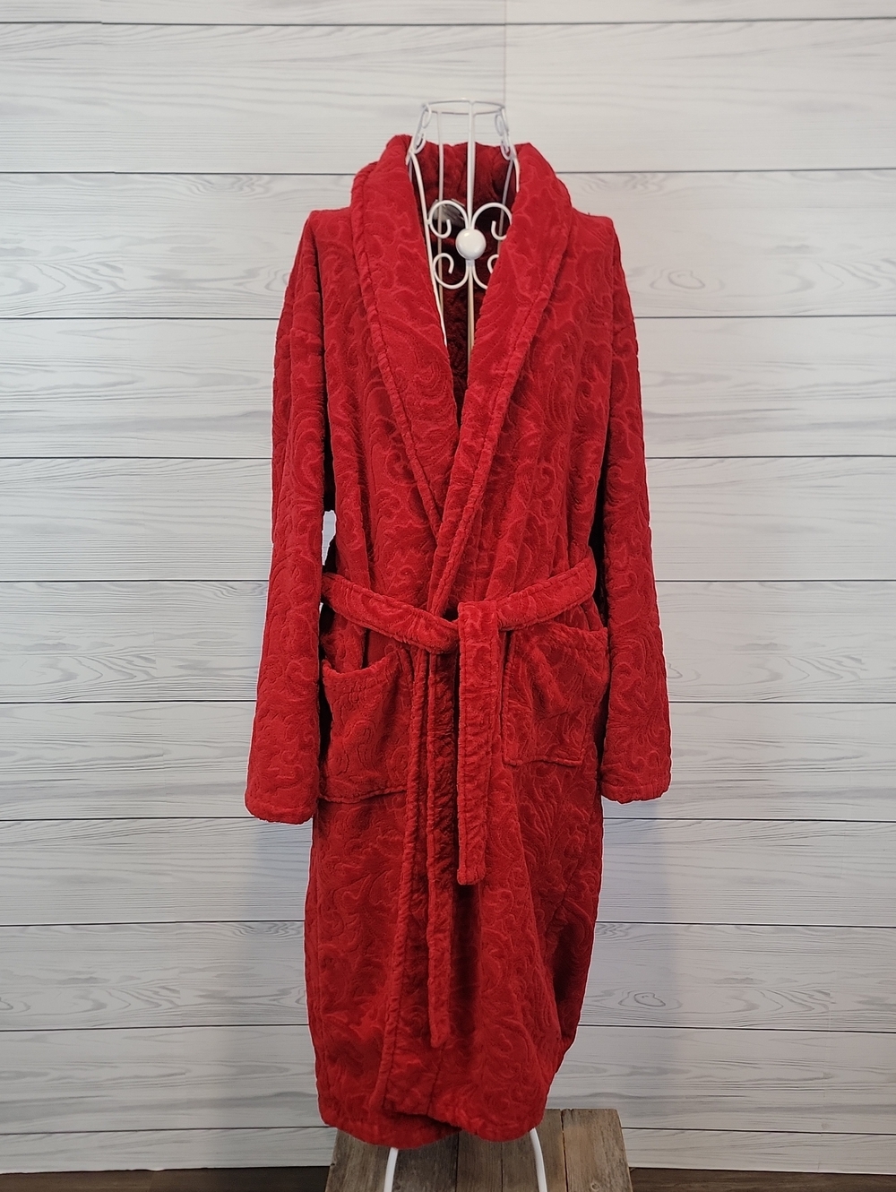 Hotel Collection Red Plush Shawl-Collar Robe Womens Size L/XL